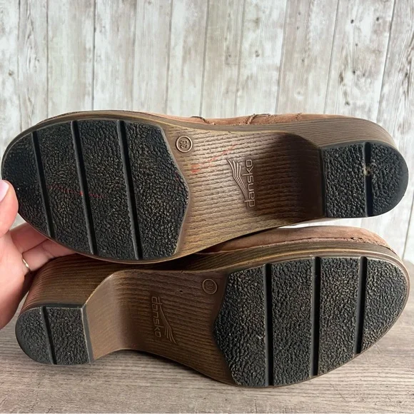 Dansko Michelle Ankle Boots Braided Ankle Strap Wedge Heel Leather 8.5-9 - Picture 5 of 7